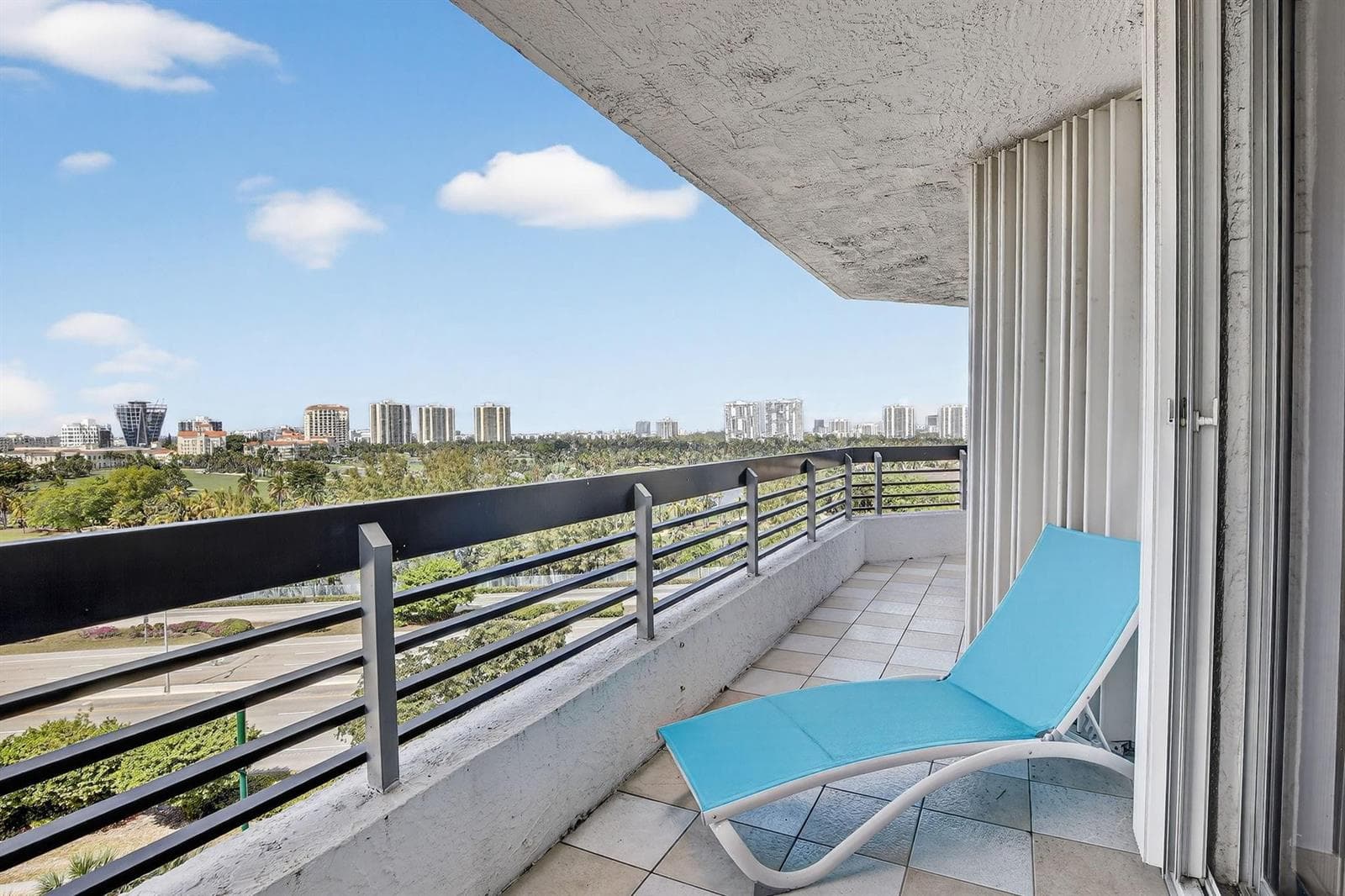 3400 NE 192nd Street # 1008, Miami FL 33180 — 27
