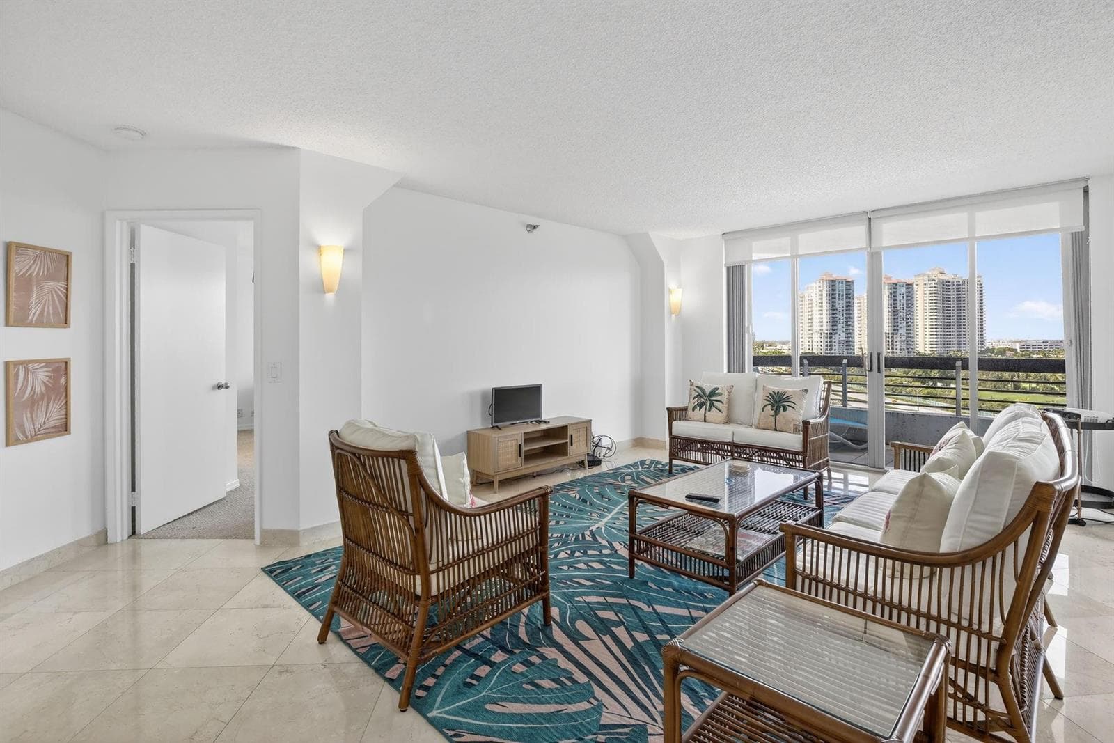 3400 NE 192nd Street # 1008, Miami FL 33180 — 3