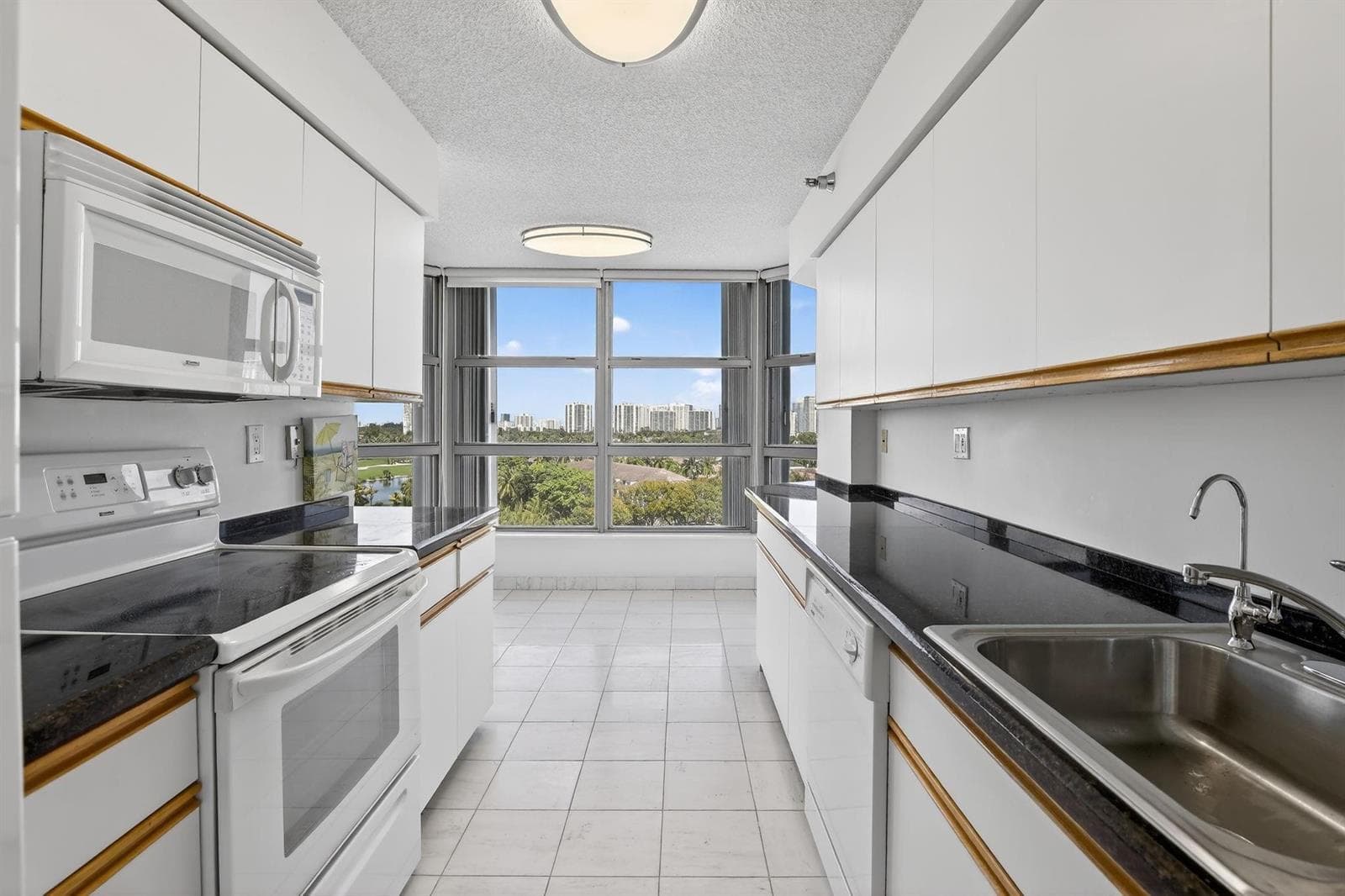 3400 NE 192nd Street # 1008, Miami FL 33180 — 14
