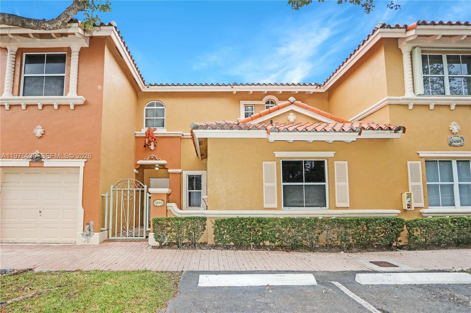 8451 NW 138th St # 2303, Miami Lakes FL 33016 — 1