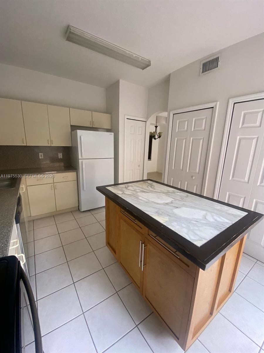 8451 NW 138th St # 2303, Miami Lakes FL 33016 — 5