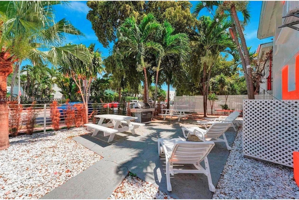 1000 7th St, Miami Beach FL 33139 — 27