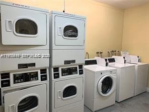 11905 NE 2nd Ave # C204, North Miami FL 33161 — 5