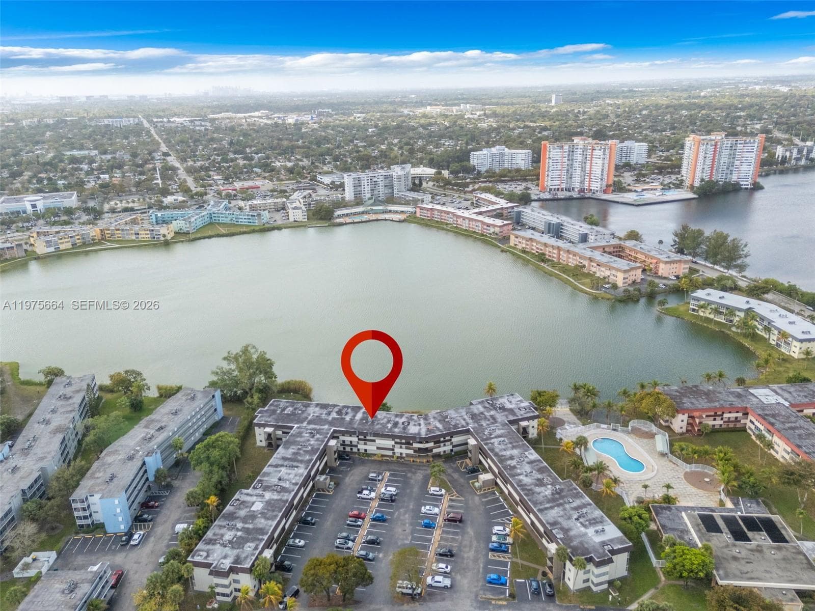 1530 NE 191st St # 105, Miami FL 33179 — 24