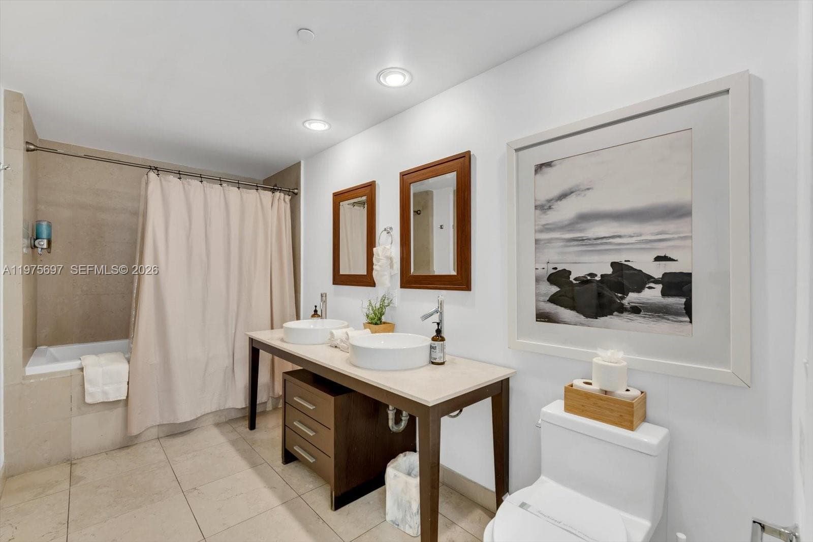 485 Brickell Ave # 1807, Miami FL 33131 — 12