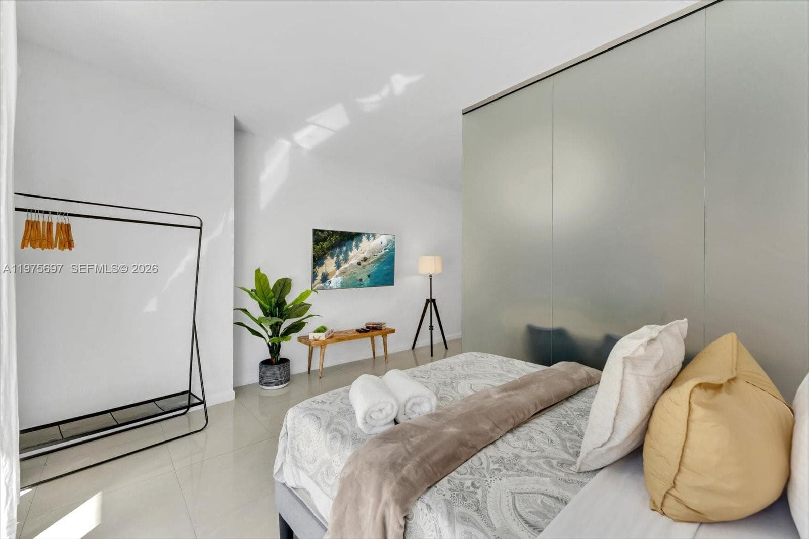 485 Brickell Ave # 1807, Miami FL 33131 — 14