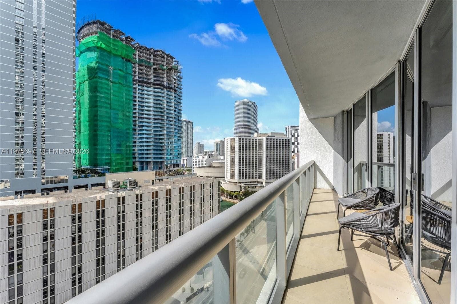 485 Brickell Ave # 1807, Miami FL 33131 — 18