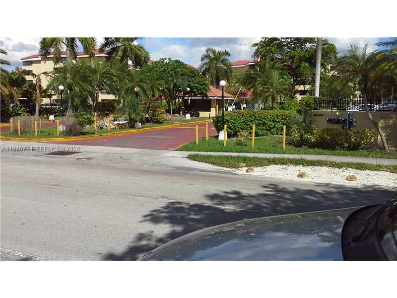 8255 SW 152nd Ave # 309, Miami FL 33193 — 1