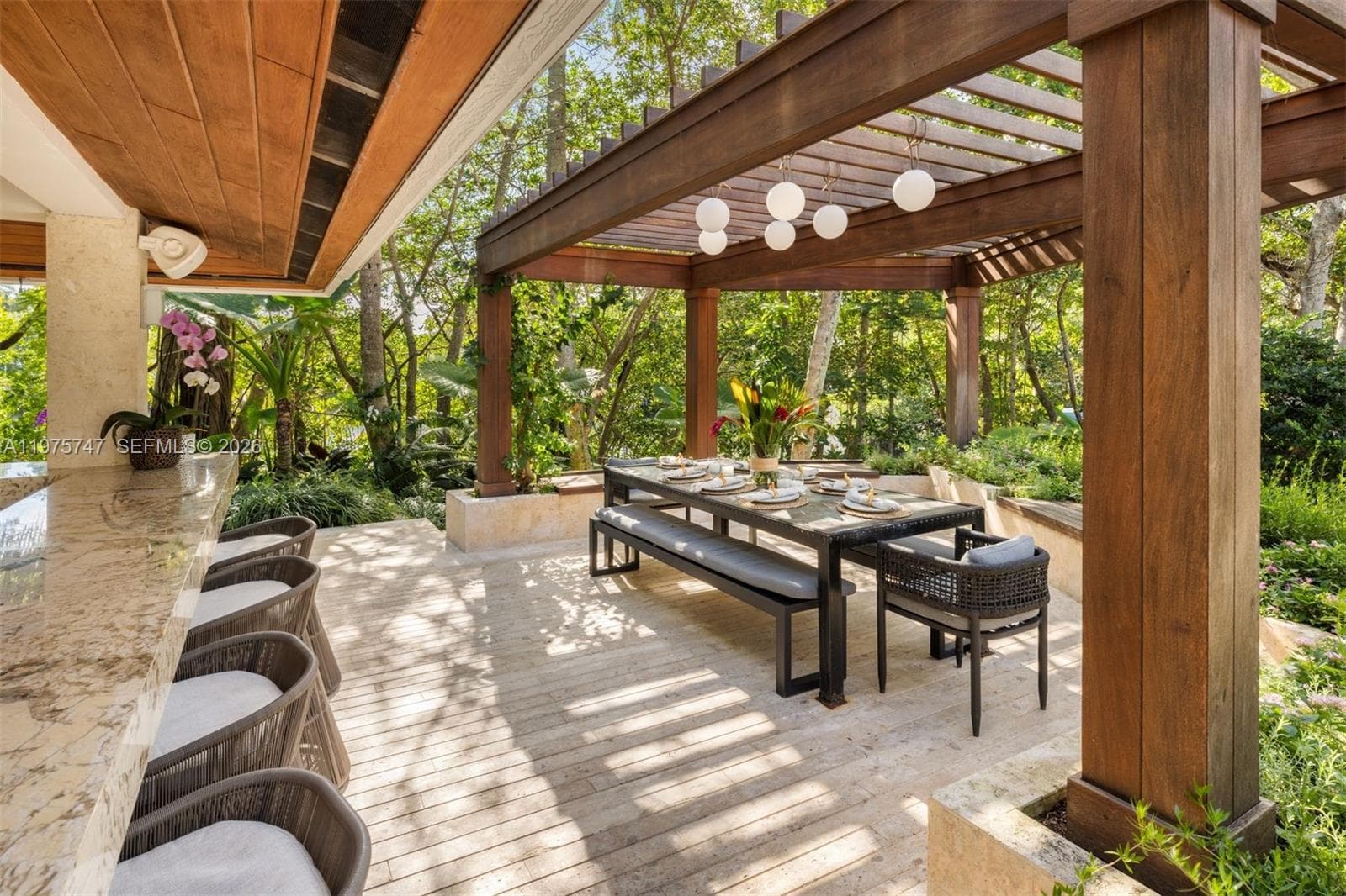 7150 W Lago Dr, Coral Gables FL 33143 — 29