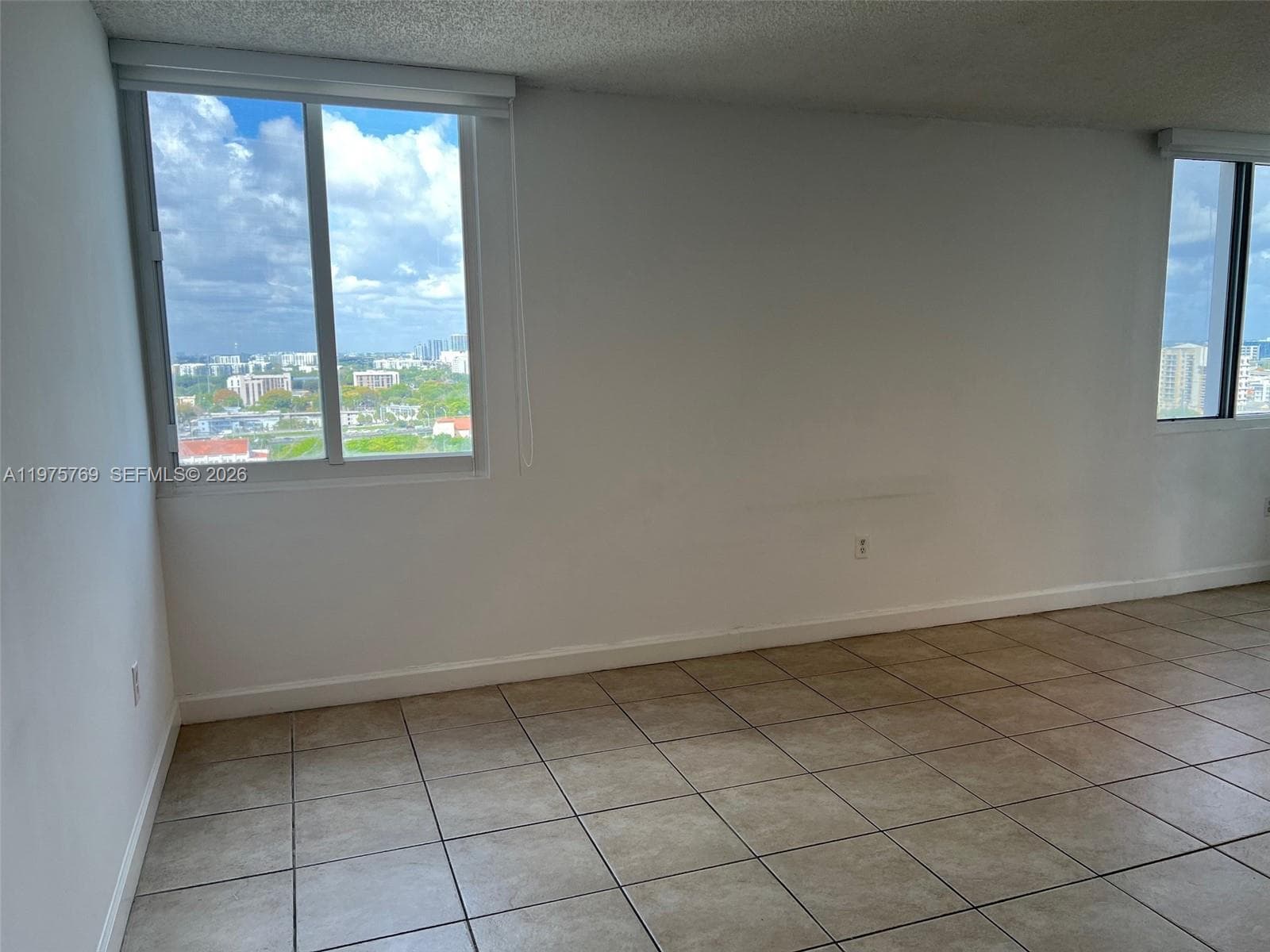 850 N Miami Ave # 1808, Miami FL 33136 — 6