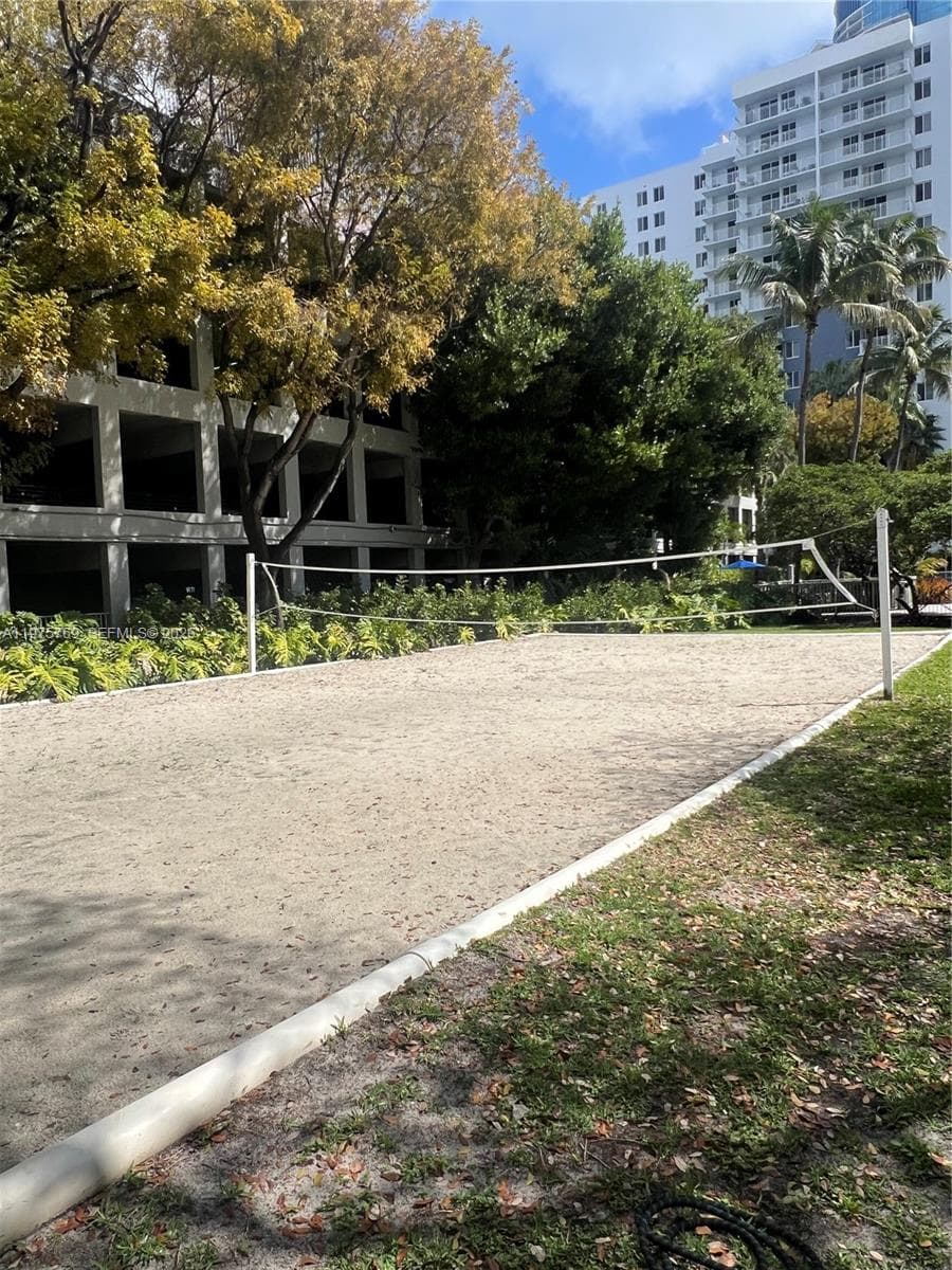 850 N Miami Ave # 1808, Miami FL 33136 — 24