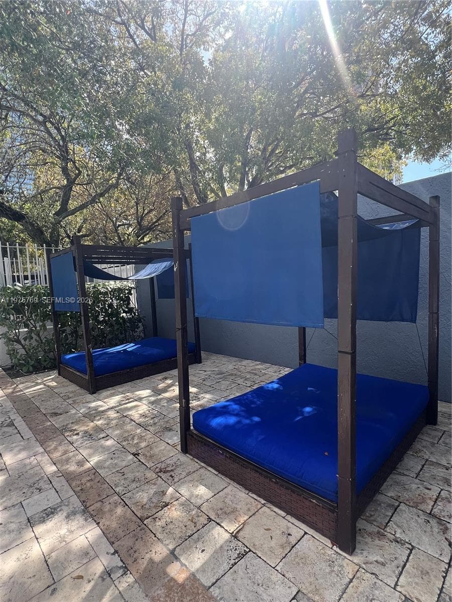 850 N Miami Ave # 1808, Miami FL 33136 — 30