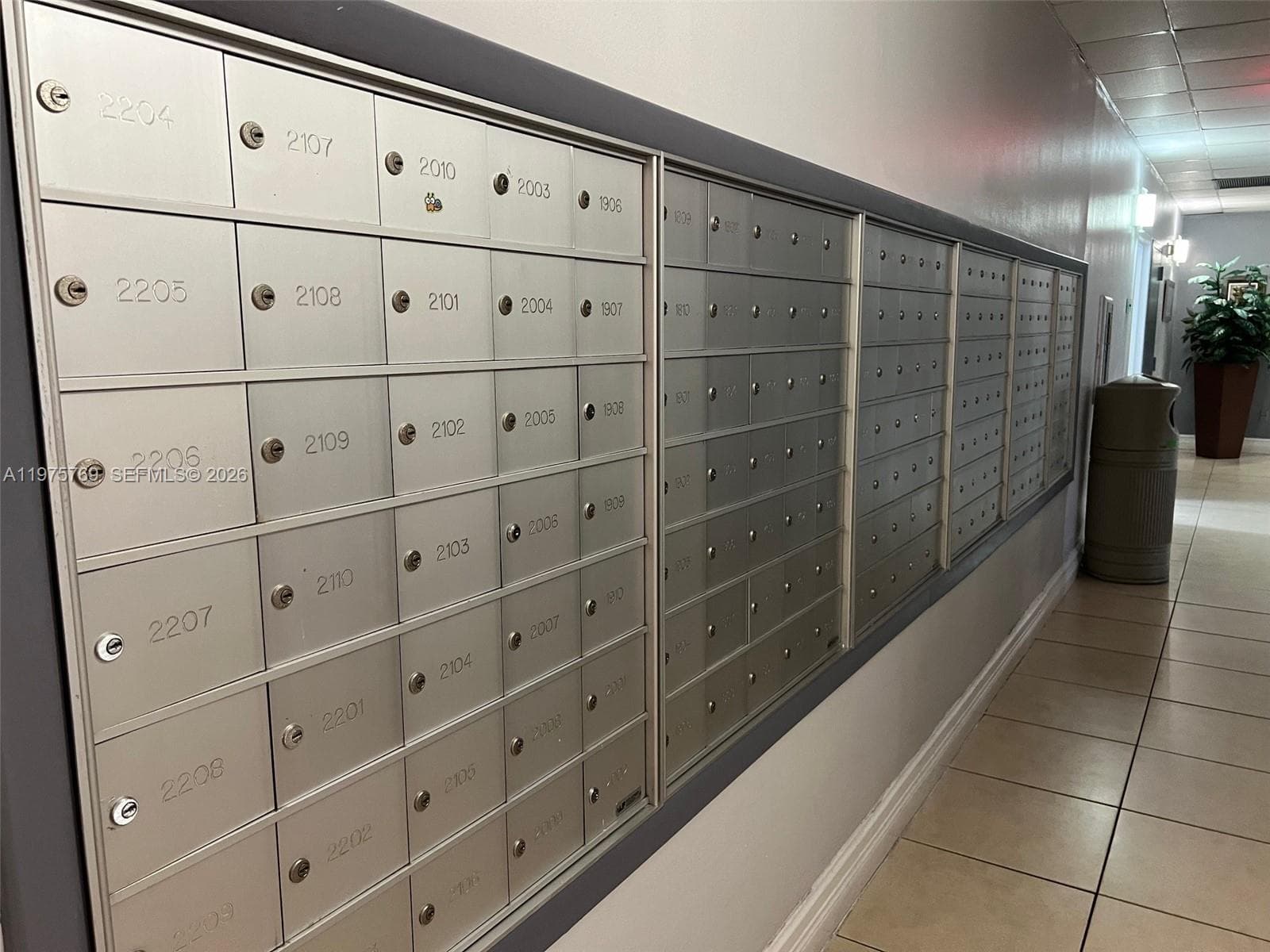 850 N Miami Ave # 1808, Miami FL 33136 — 18