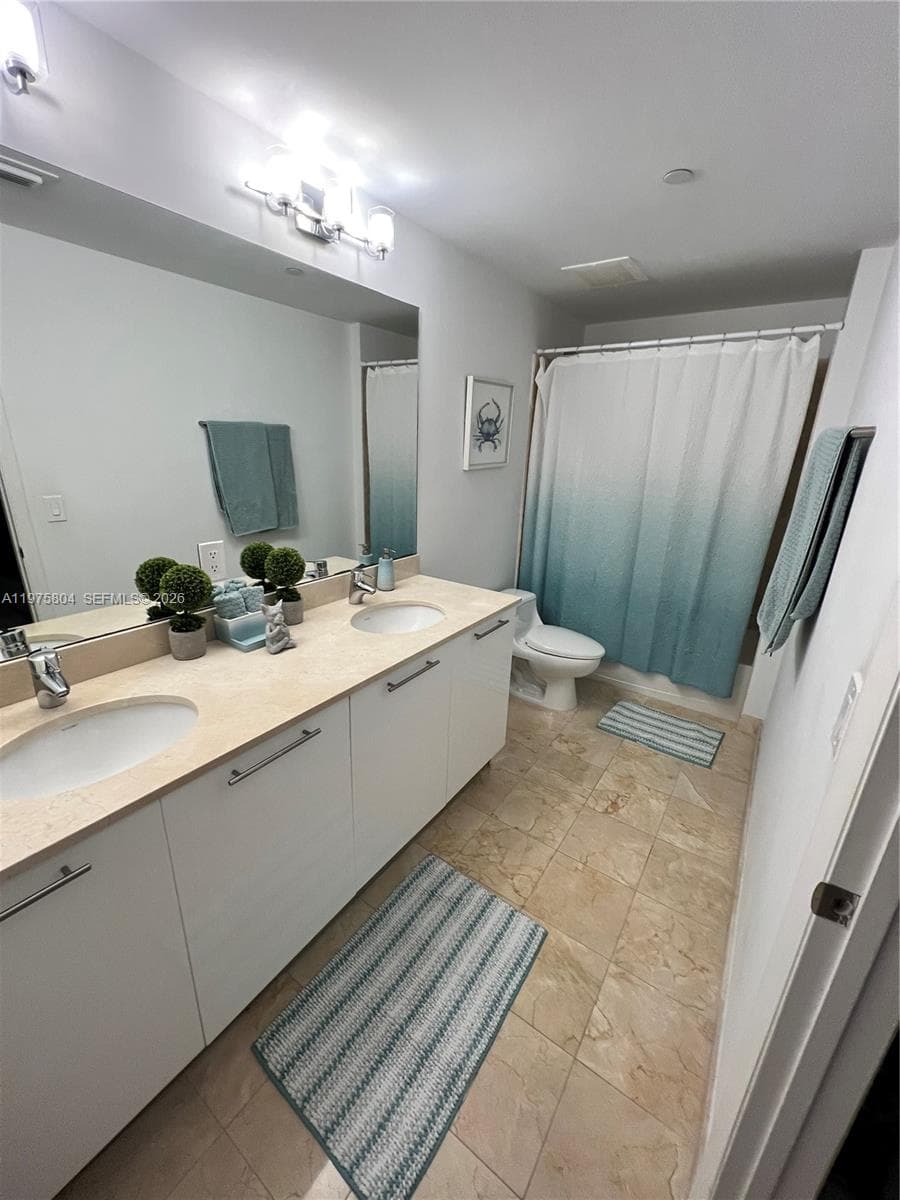 3330 NE 190th St # 1212, Aventura FL 33180 — 11