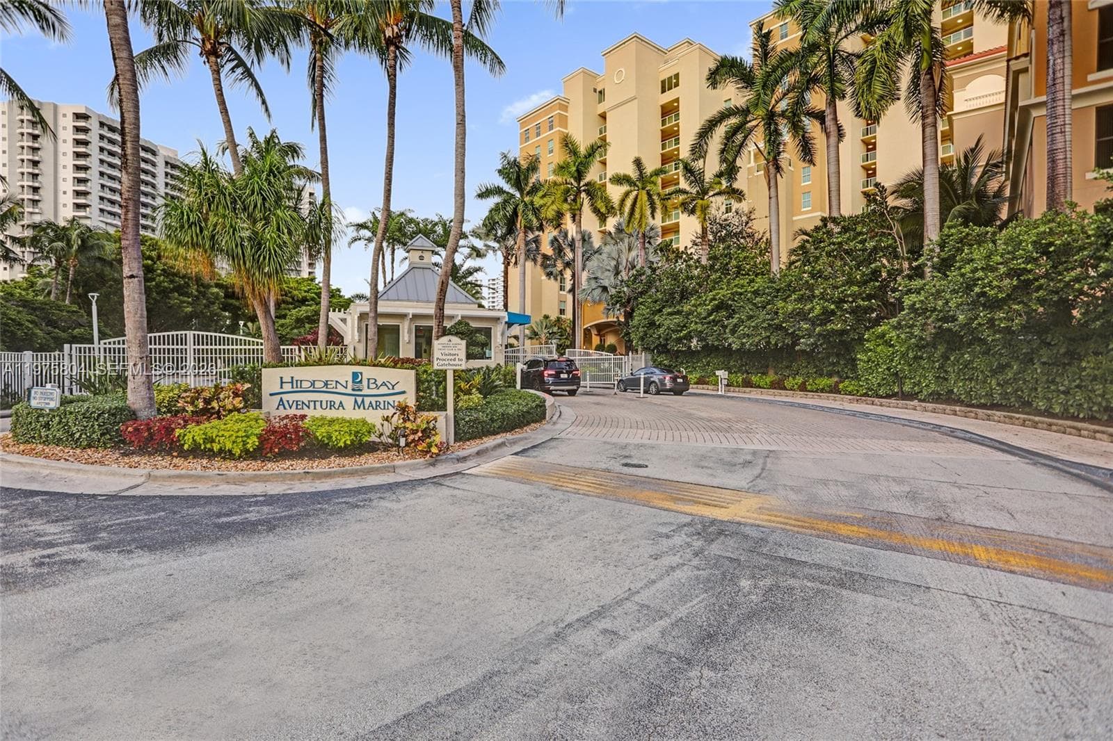 3330 NE 190th St # 1212, Aventura FL 33180 — 29