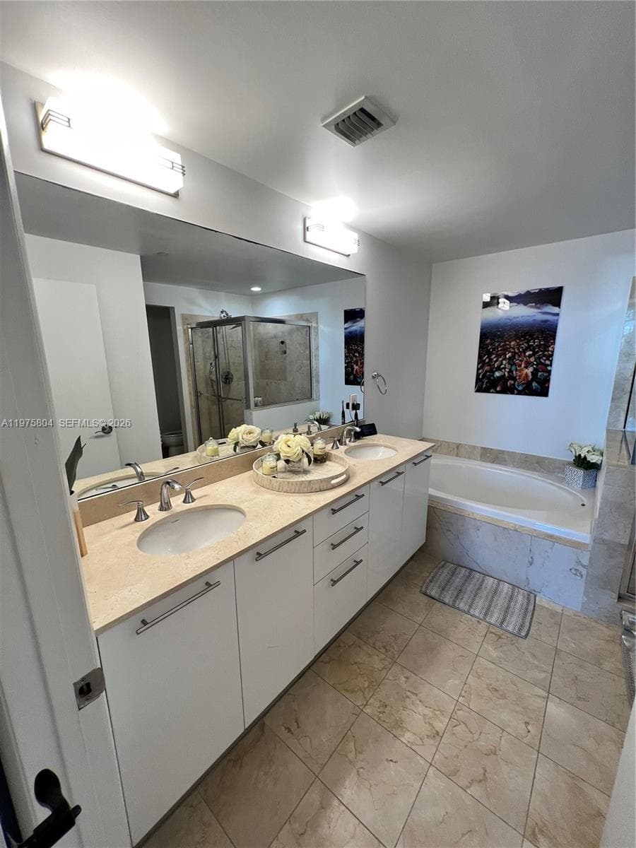 3330 NE 190th St # 1212, Aventura FL 33180 — 8