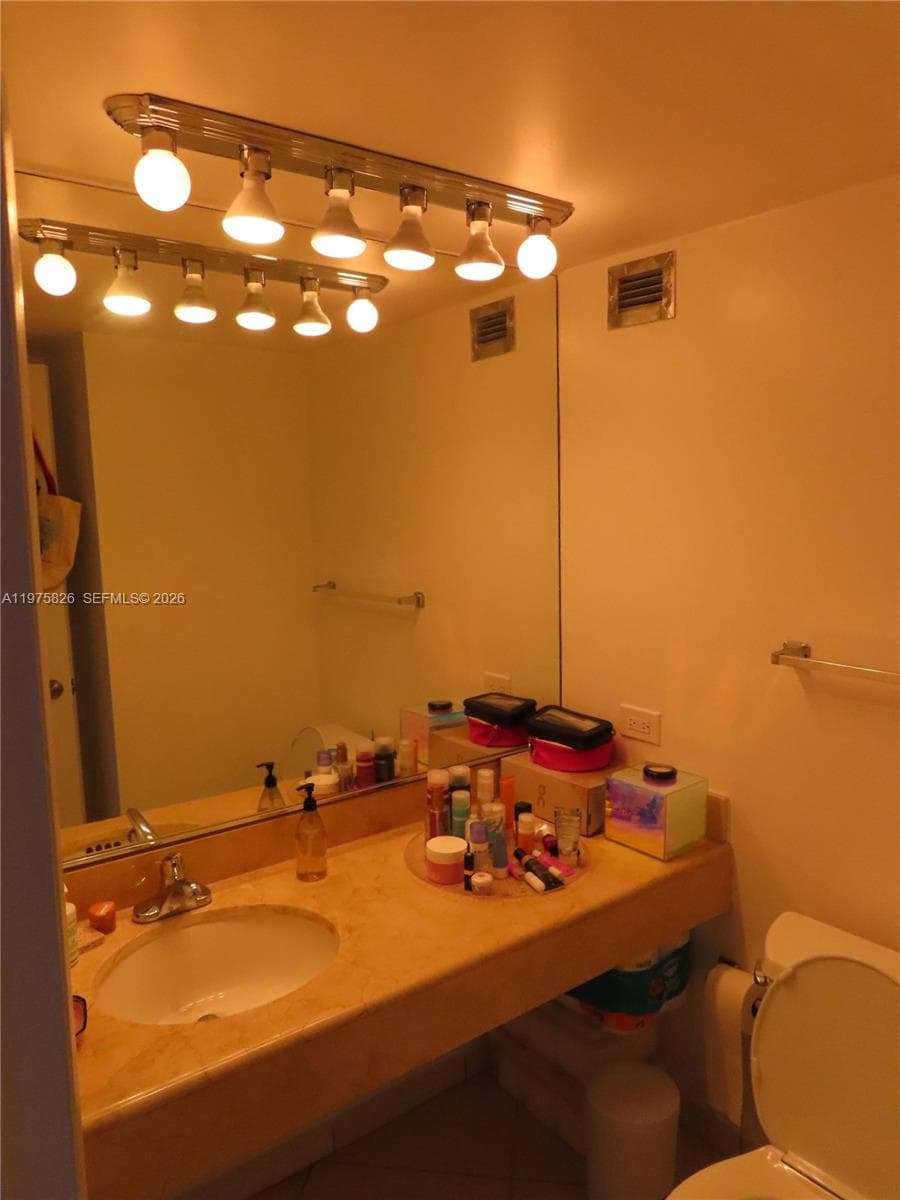 6770 Indian Creek Dr # 6A, Miami Beach FL 33141 — 26