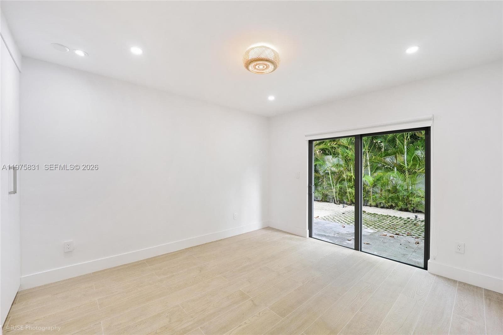 555 NE 52nd Ter, Miami FL 33137 — 26