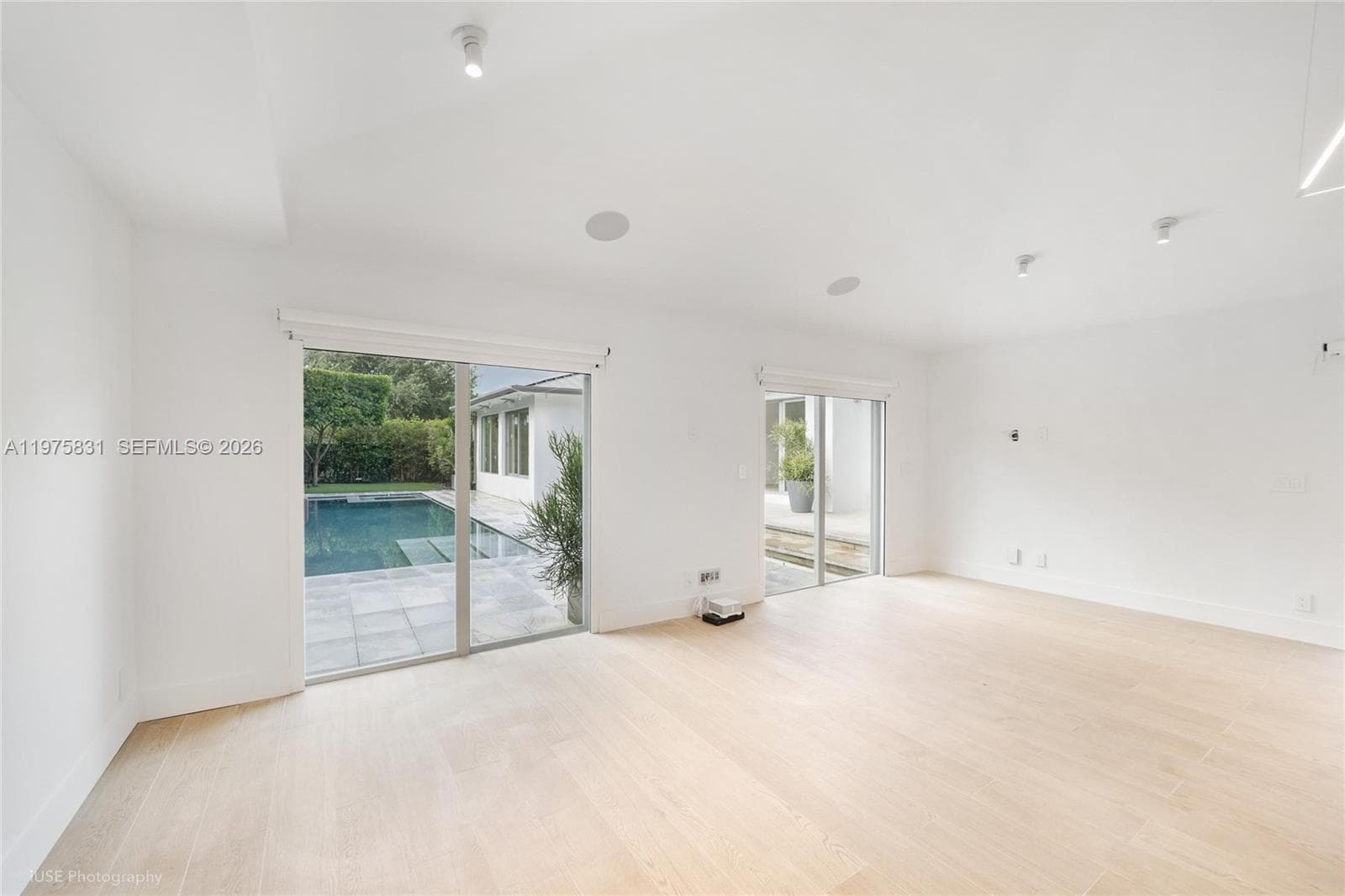 555 NE 52nd Ter, Miami FL 33137 — 30