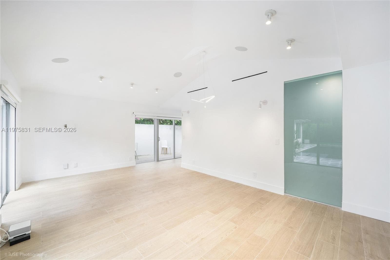 555 NE 52nd Ter, Miami FL 33137 — 31