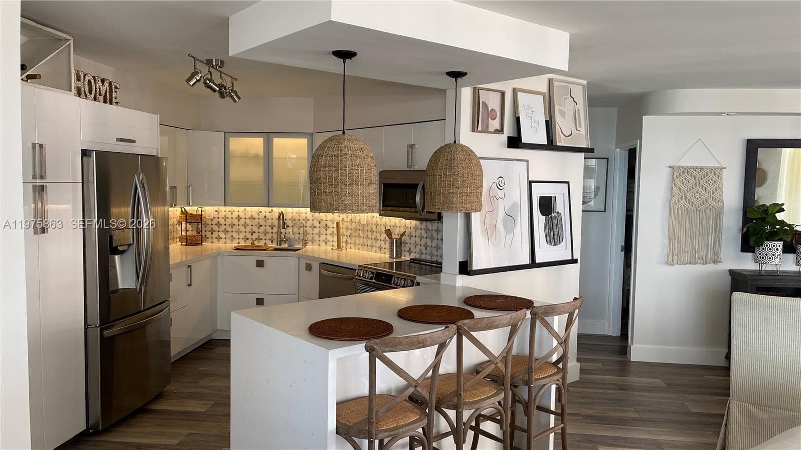 5161 Collins Ave # 1012, Miami Beach FL 33140 — 6