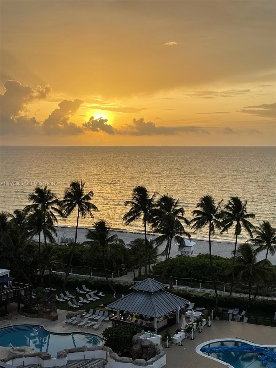 5161 Collins Ave # 1012, Miami Beach FL 33140 — 18