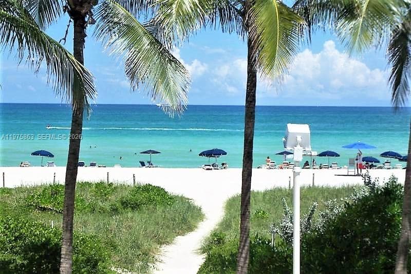 5161 Collins Ave # 1012, Miami Beach FL 33140 — 29