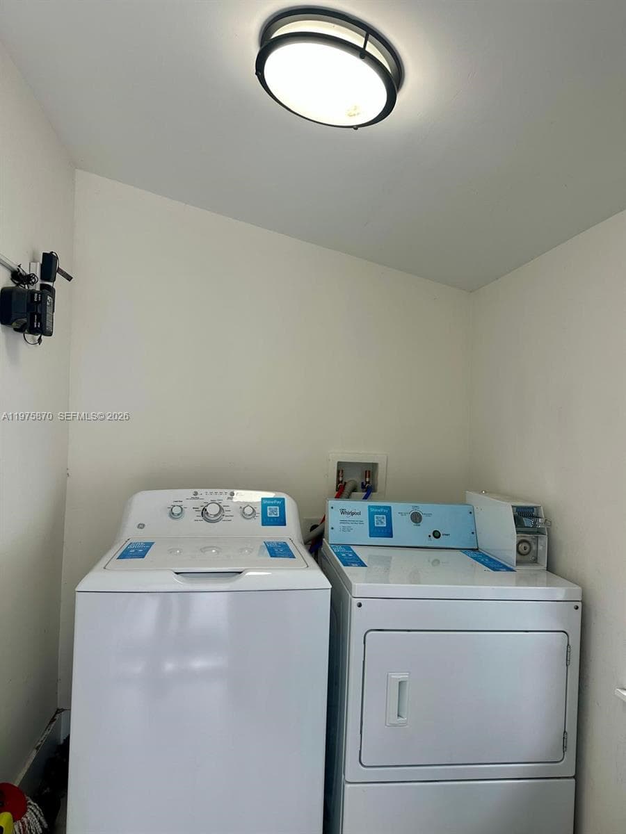 Arch Creeks Estates, Miami, FL — 41