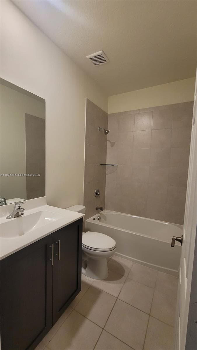 10219 W 32nd Ln, Hialeah FL 33018 — 7
