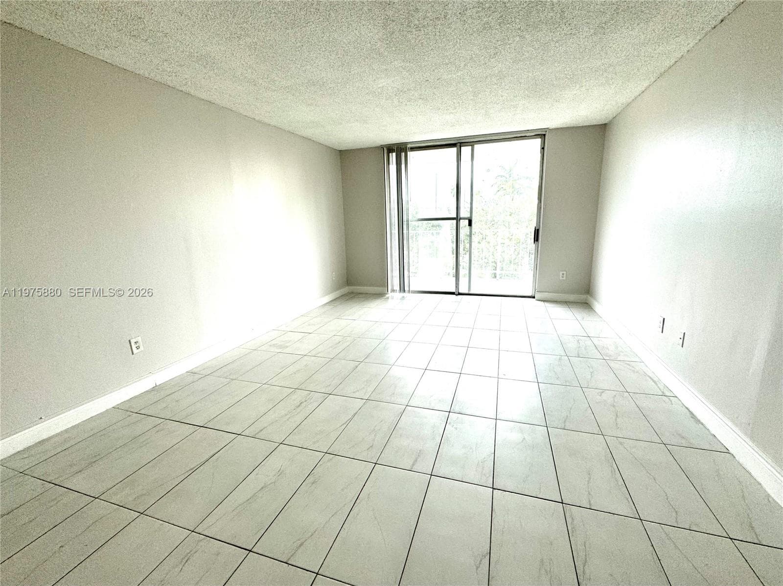 484 NW 165th St Rd # 411, Miami FL 33169 — 6
