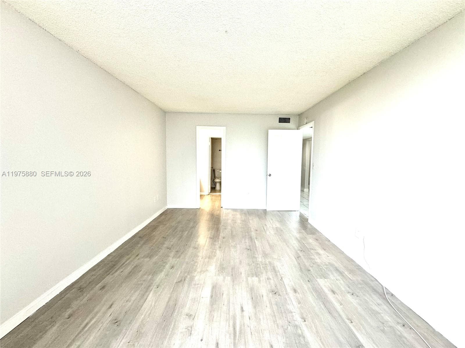 484 NW 165th St Rd # 411, Miami FL 33169 — 13