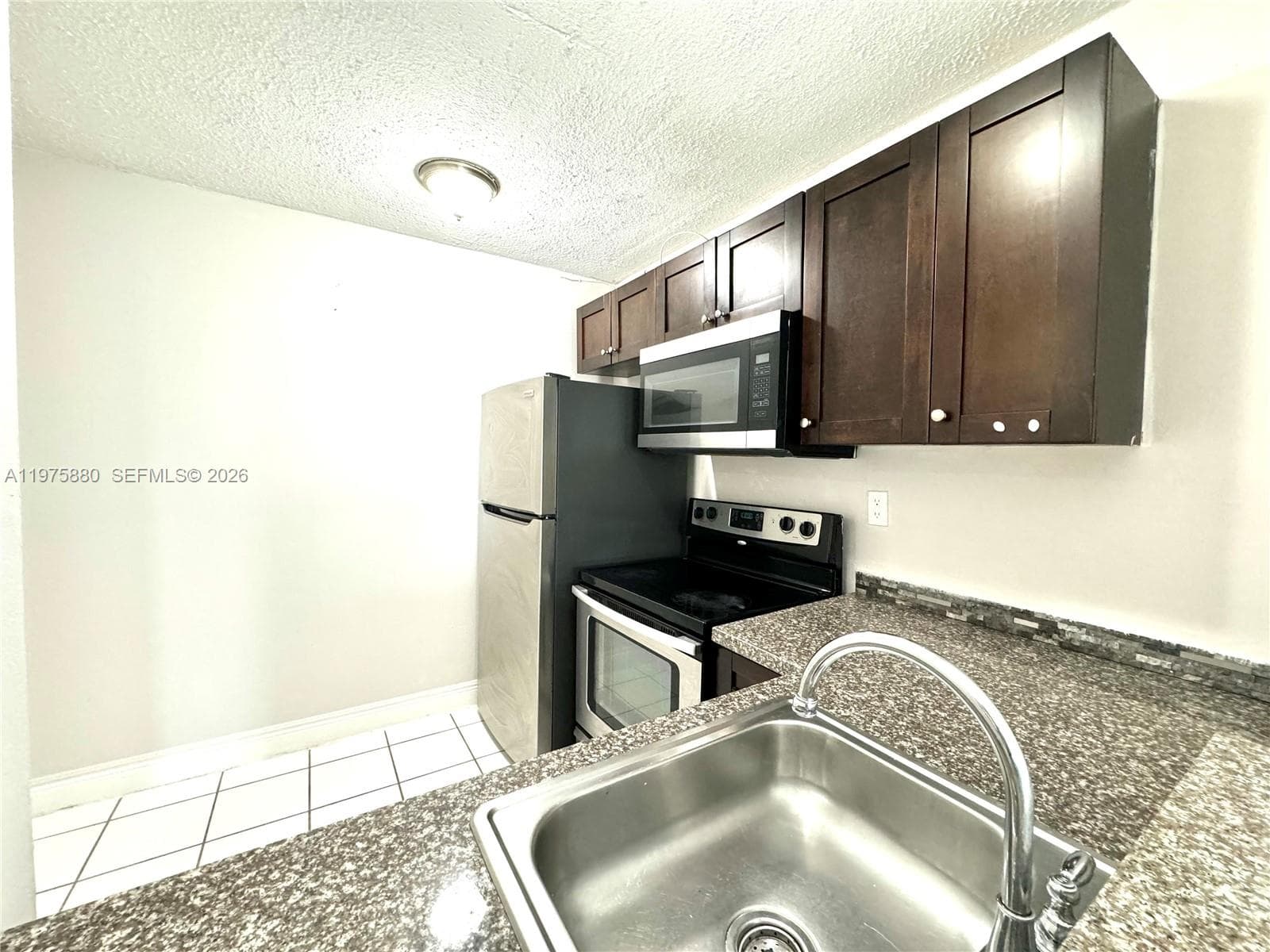 484 NW 165th St Rd # 411, Miami FL 33169 — 3