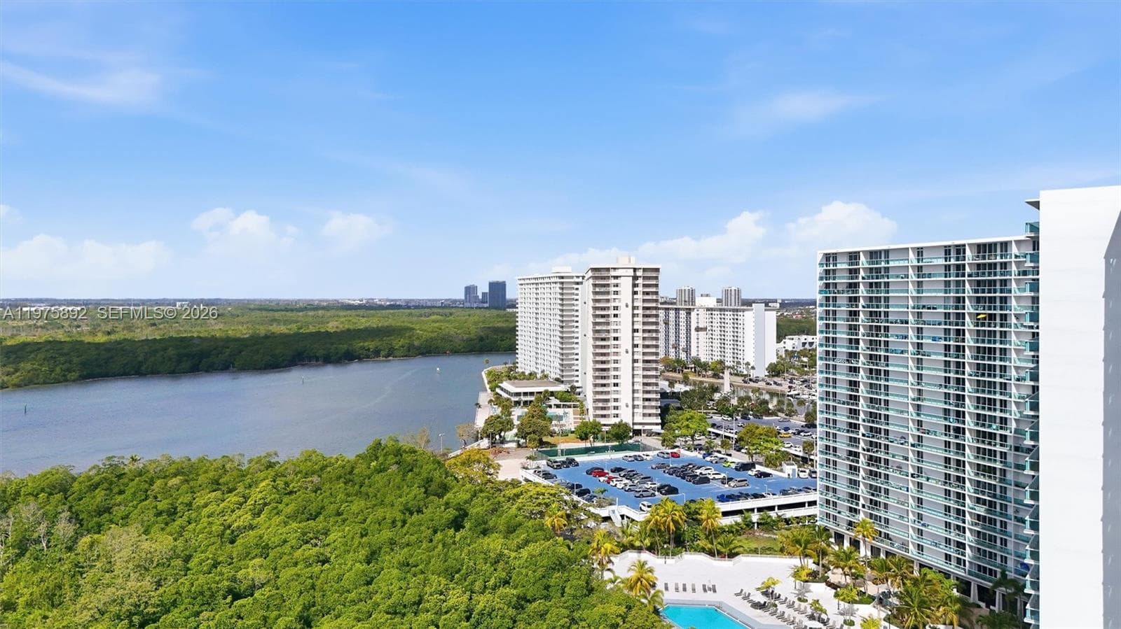 100 Bayview Dr # 1106, Sunny Isles Beach FL 33160 — 31