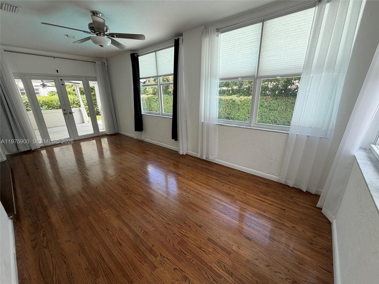 1420 Baracoa Ave, Coral Gables FL 33146 — 12