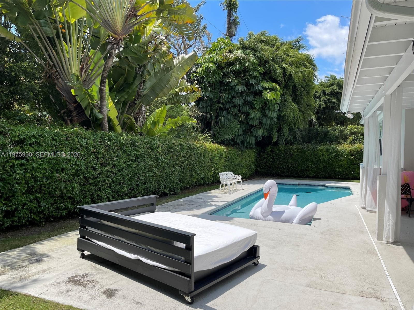 1420 Baracoa Ave, Coral Gables FL 33146 — 18