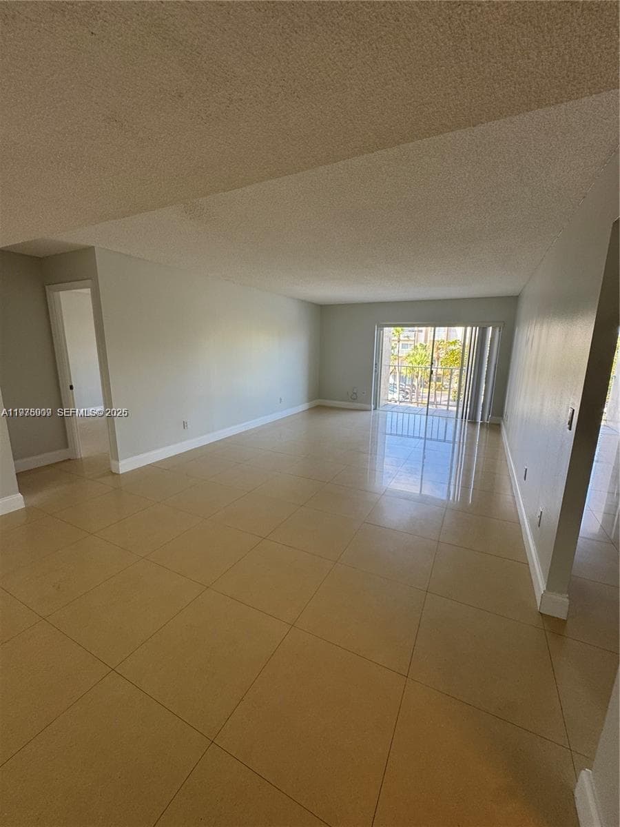 7745 SW 86th St # 315, Miami FL 33143 — 4