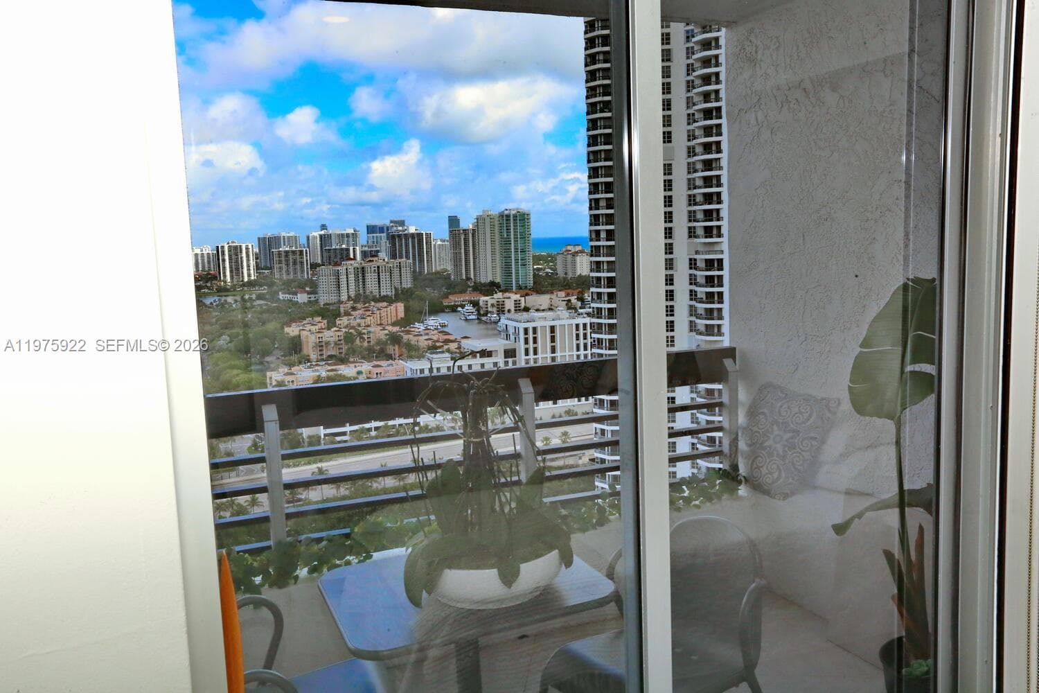 3530 Mystic Pointe Dr # 2807, Aventura FL 33180 — 43