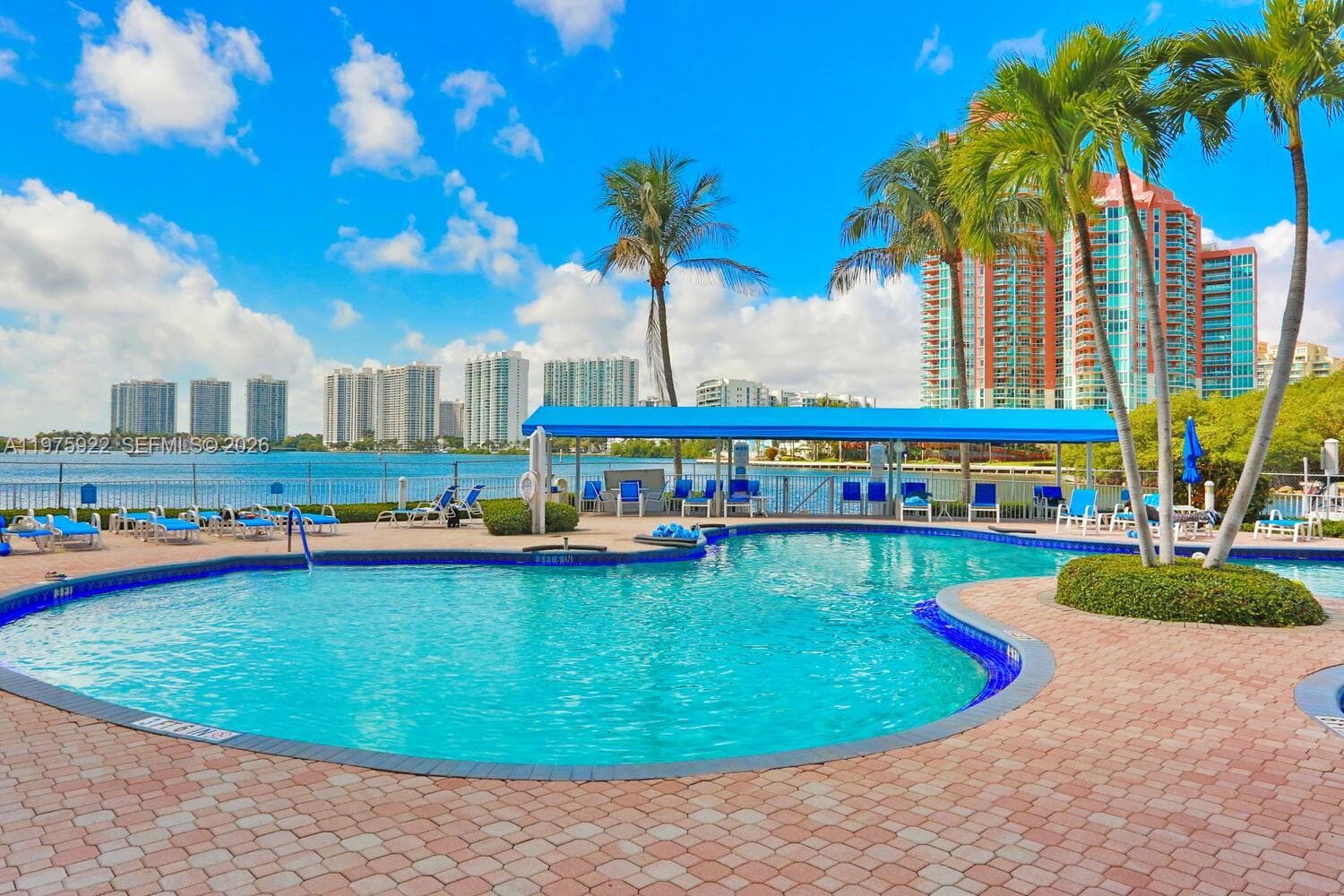 3530 Mystic Pointe Dr # 2807, Aventura FL 33180 — 51