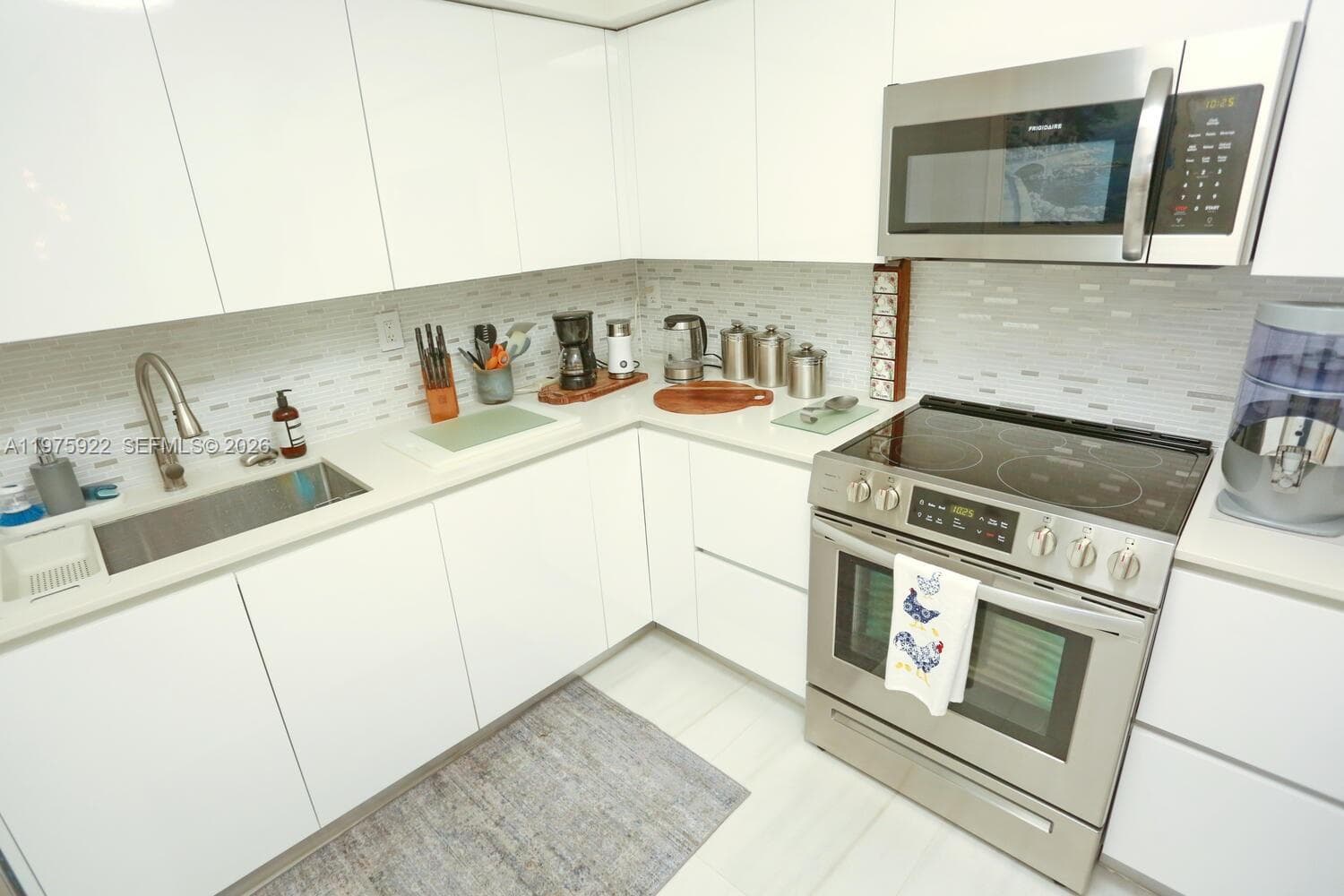 3530 Mystic Pointe Dr # 2807, Aventura FL 33180 — 29