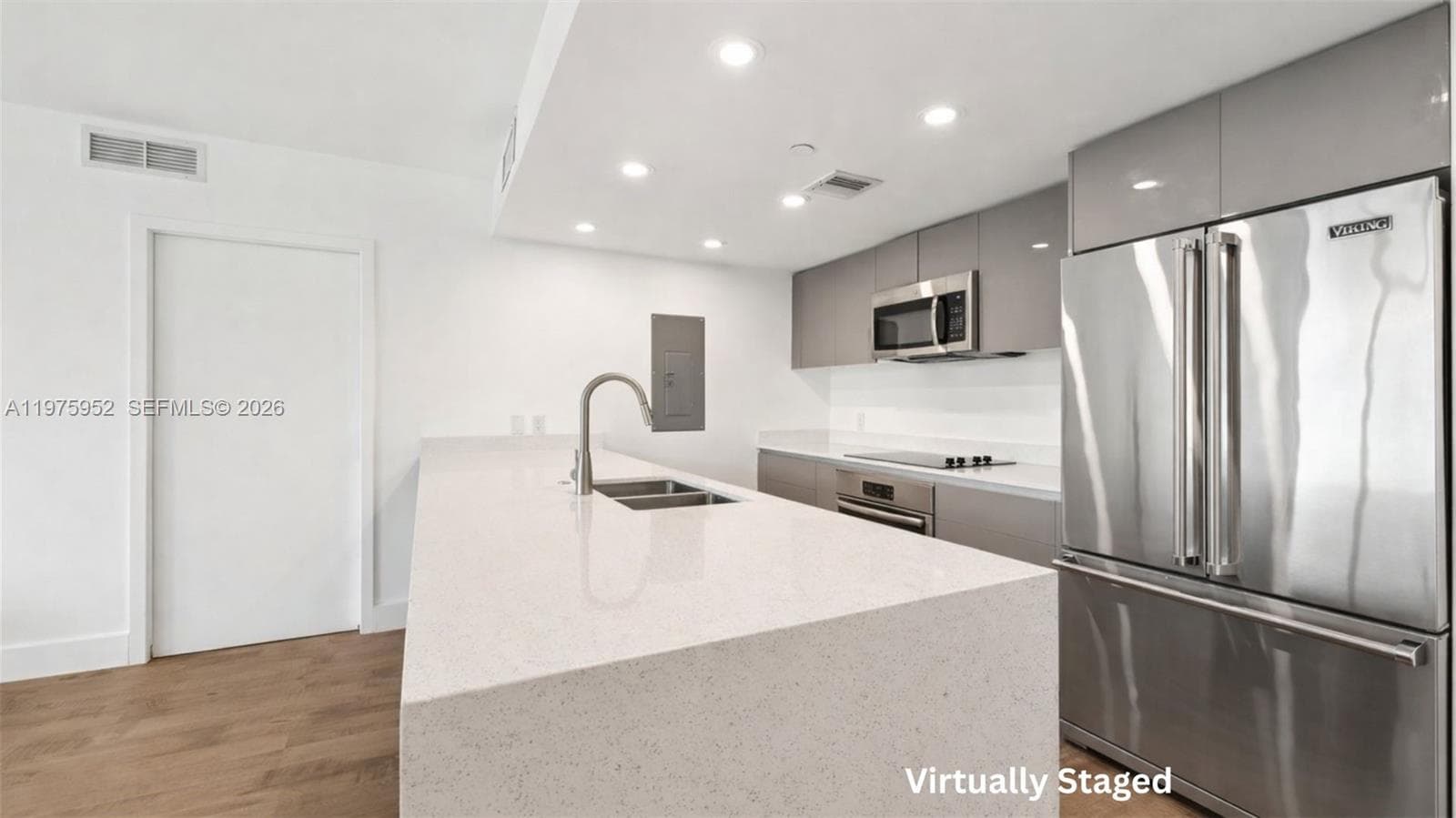 13800 Highland Dr # 202, North Miami Beach FL 33181 — 17