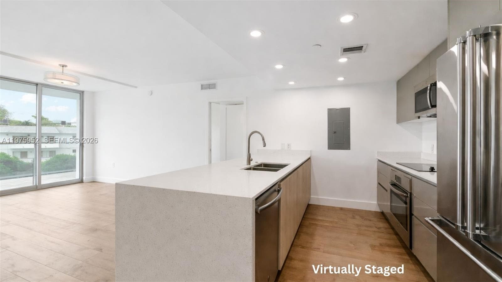 13800 Highland Dr # 202, North Miami Beach FL 33181 — 1