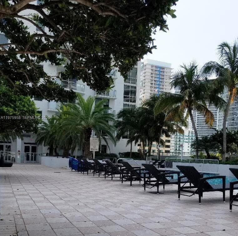 1050 BRICKELL AV # 2622, Miami FL 33131 — 17