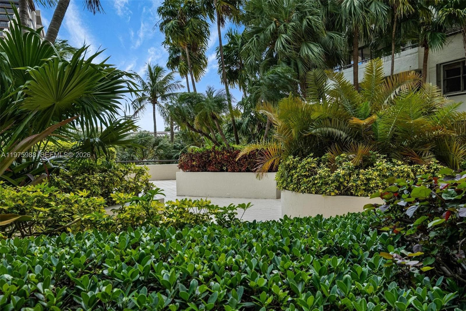 170 Ocean Lane Dr # 310, Key Biscayne FL 33149 — 40