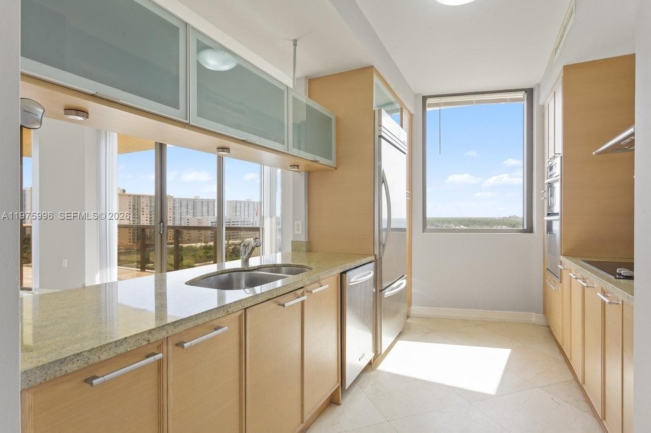 16275 Collins Ave # 904, Sunny Isles Beach FL 33160 — 2