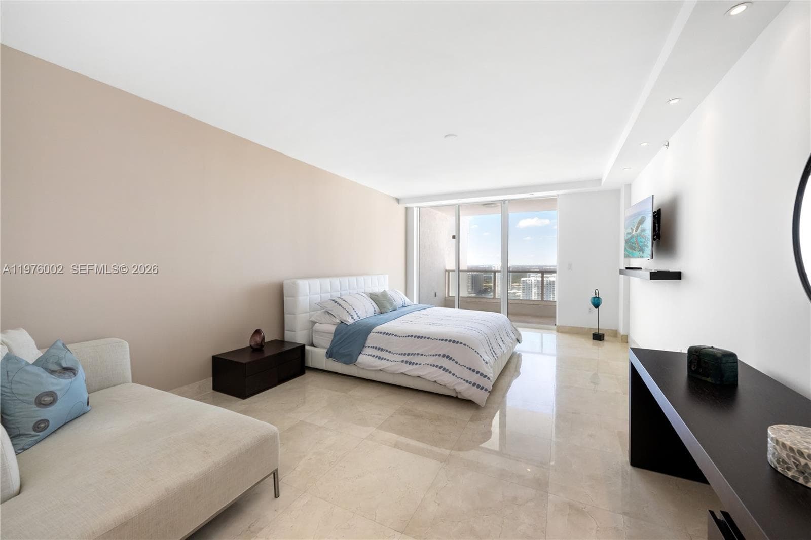 3201 NE 183rd St # 2906, Aventura FL 33160 — 25