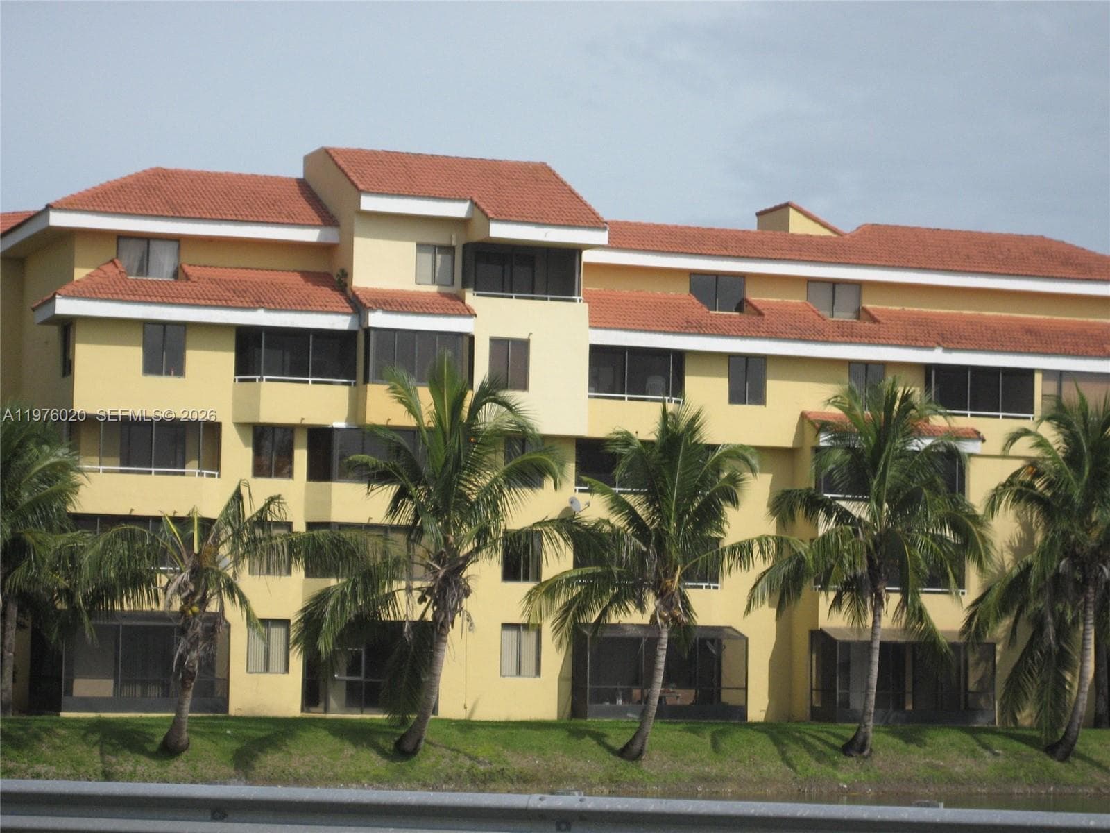 8305 SW 152 AV # 405, Miami FL 33193 — 1