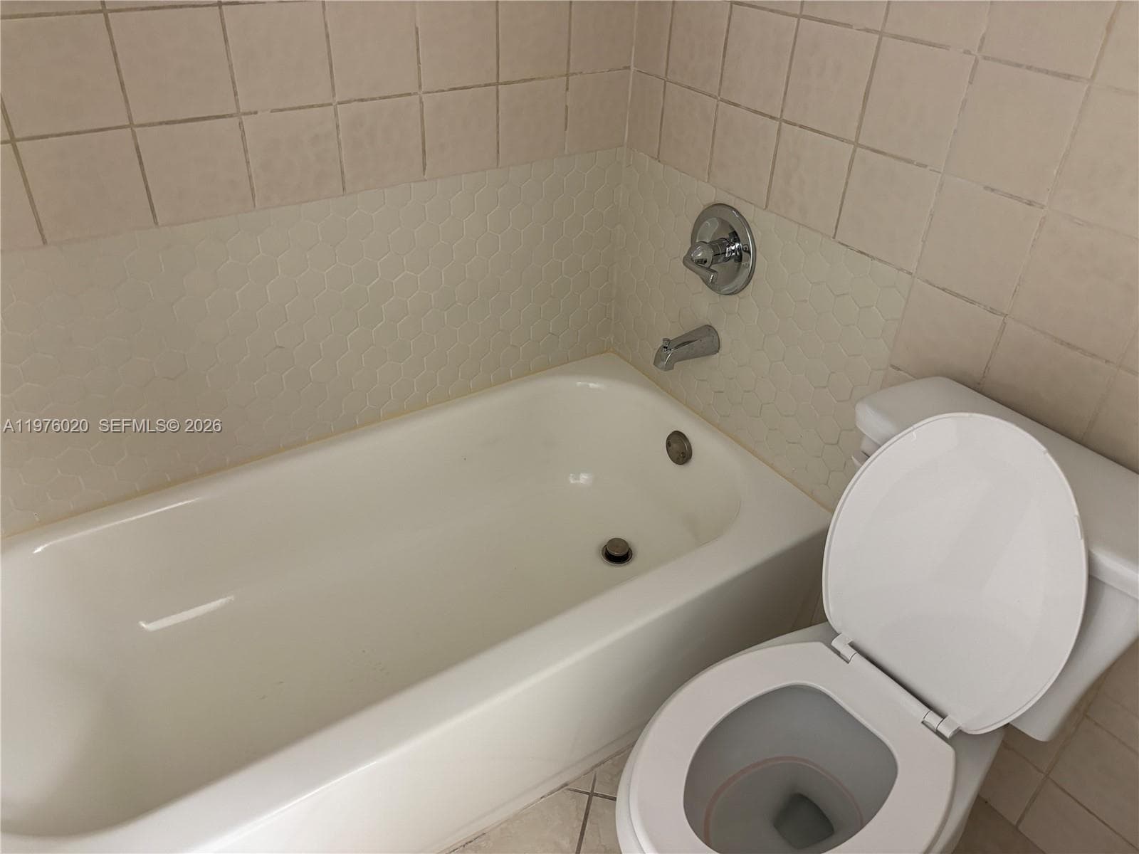 8305 SW 152 AV # 405, Miami FL 33193 — 5