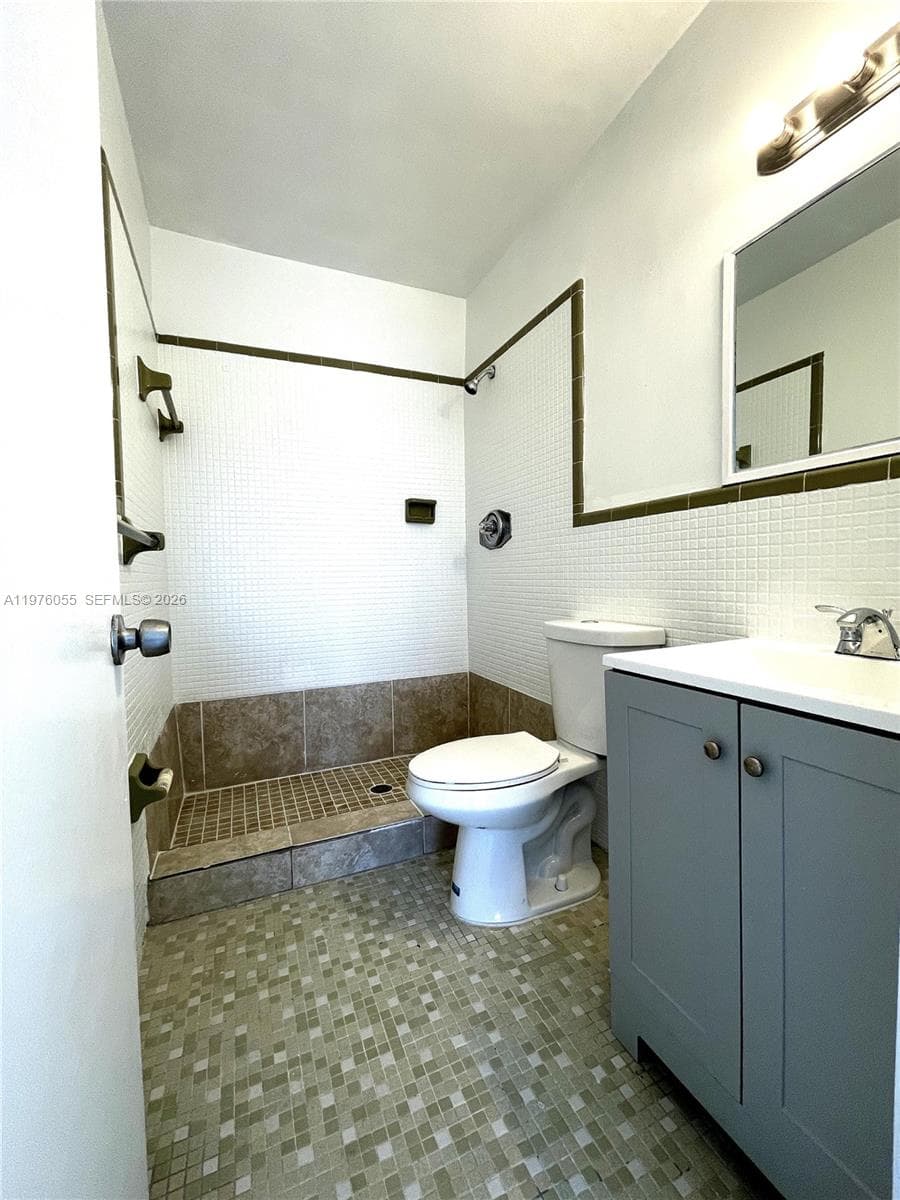 19255 NE 2nd Ave # 2224, Miami FL 33179 — 6