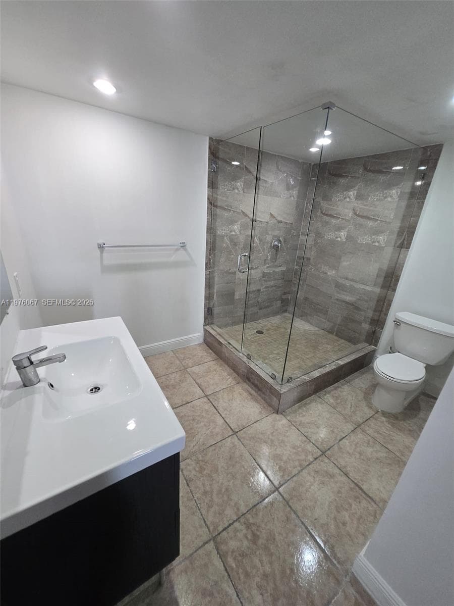 13499 Biscayne Blvd # 1505, North Miami FL 33181 — 16
