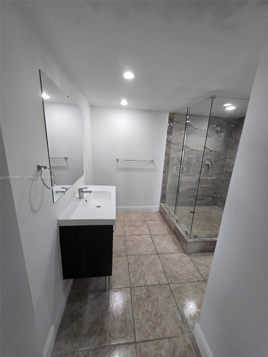 13499 Biscayne Blvd # 1505, North Miami FL 33181 — 15